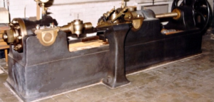 Una de las máquinas del patrimonio industrial de la Fábrica de Trubia