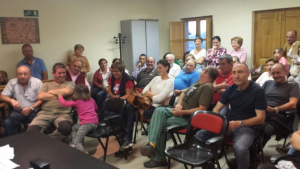 Un momento de la reunión vecinal