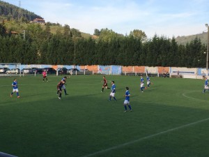  Un momento de la falta que da origen al único gol del encuentro./ Foto Alejandro Martínez 