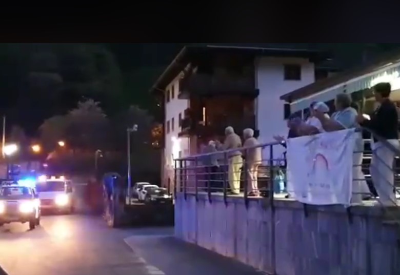 Emotivo homenaje a la residencia de mayores de Belmonte