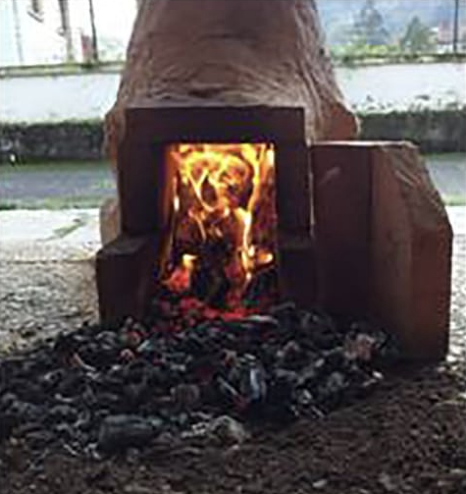 La Ponte lanza un taller de alfarería tradicional en La Escuelina de Santo Adriano