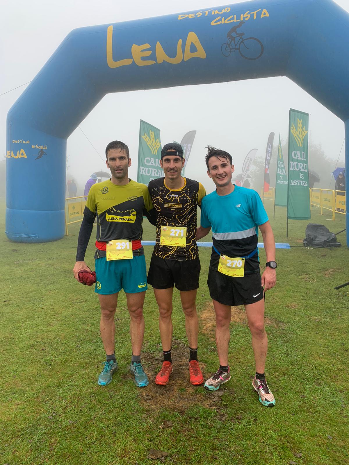 El trail al Gamoniteiro desafió las tormentas, el orbayu y la niebla