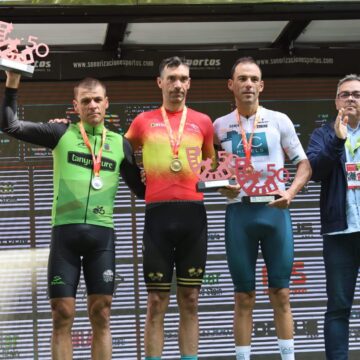 El moscón Iván Treceño, campeón de España de ciclismo Máster 40