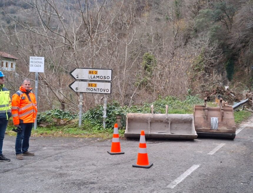 El Principado encarga un inventario de taludes y riesgo de argayos en la AS-227, en Belmonte y Somiedo