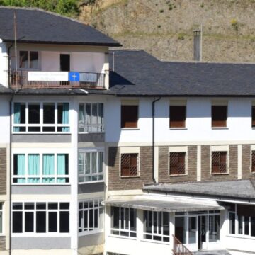 Profesorado del Suroccidente se encierra en la escuela hogar de Cangas