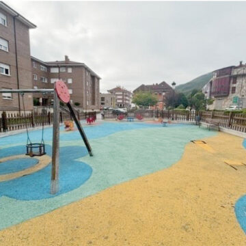 Teverga renueva su parque infantil