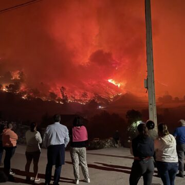 incendio en cangas Los incendios se contienen en Cangas del Narcea tras una semana de lucha