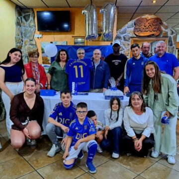 Las Regueras peña azul La Peña Azul Las Regueras, de cumpleaños