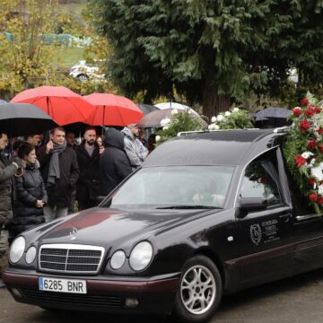 2025_11_23 Presidente funeral Cangas del Narcea 1 Dolor en la despedida de los mineros fallecidos en Vega de Rengos