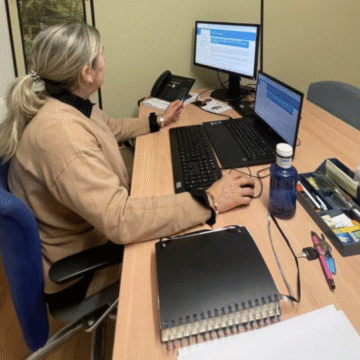 Captura de pantalla 2025-11-21 a las 10.34.41 Cangas abre un portal de empleo y emprendimiento