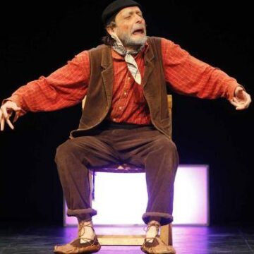 carlos alba Carlos Alba lleva mañana su humor a Teverga, con ‘La talla 38’