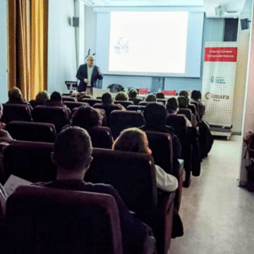 image Éxito de asistencia a la jornada de la Antena Cameral de Salas sobre el uso de IA en pequeños negocios