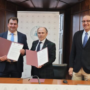 salas uniovi La Universidad de Oviedo y el Ayuntamiento de Salas renuevan su compromiso con el Aula Valdés-Salas