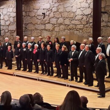 El Teatro Casino de Trubia acoge el Concierto Navideño del Coro Vetusta