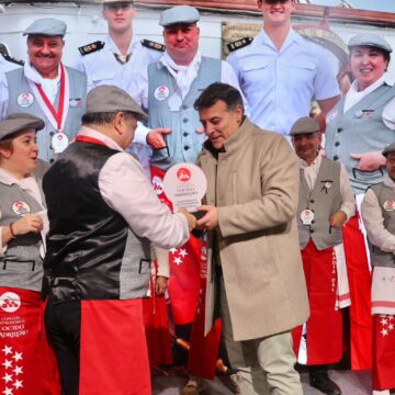 Principio de acuerdo en Cangas para el hacer un aparcamiento en la finca de las Dominicas