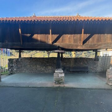 Candamo culmina la reparación de la panera municipal e inicia la reforma del Palacio Valdés Bazán