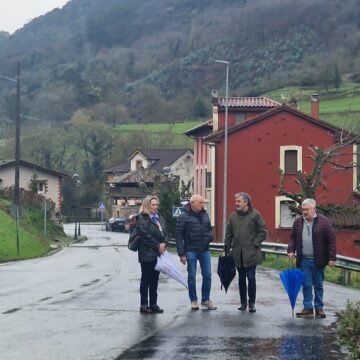 Una glorieta resolverá por fin el acceso a Villanueva de Santo Adriano