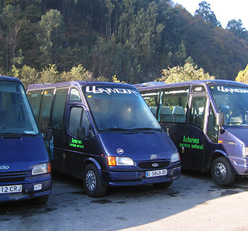 Teverga lanza una encuesta ciudadana sobre el transporte público