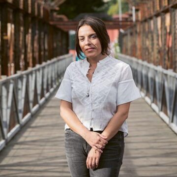 Aitana Castaño presenta en Proaza su libro ‘Las madrinas’