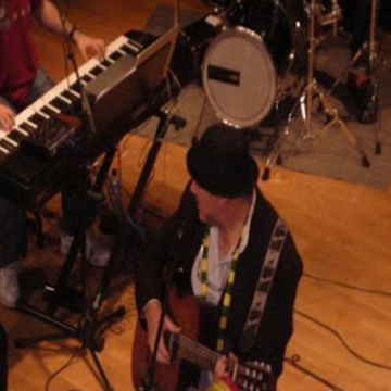 Proaza presenta “Diez canciones con nombre de mujer” con motivo del Día de la Mujer