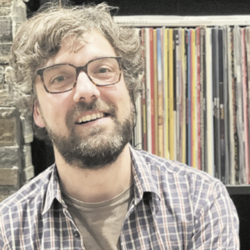 Pablo González presenta en Quirós ‘Los que hicieron el mundo’