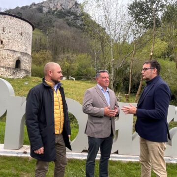 PP torre proaza Proaza quiere abrir al turismo su torre medieval y su entorno