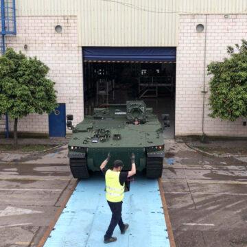 Comienzan las pruebas del primer Hunter para Letonia fabricado en Trubia