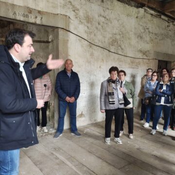visita proaza salas 2 Los mayores de Proaza y su alcalde, Fernando Figaredo, de excursión a Salas
