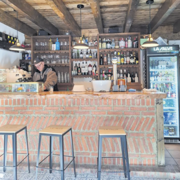 El GDR Camín Real de la Mesa inicia un estudio estratégico del comercio y la hostelería