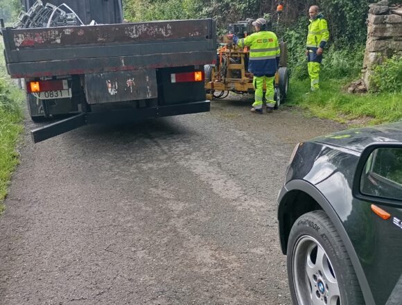 Comienza la instalación de quitamiedos en la carretera de Perlín, en Trubia