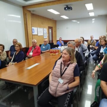 La Asociación El Volcán visita Química del Nalón