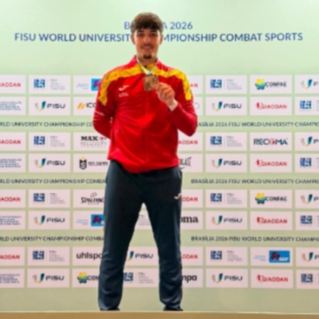 image El moscón Borja Gutiérrez Marqués se proclama Campeón del Mundo Universitario de Karate en Brasil