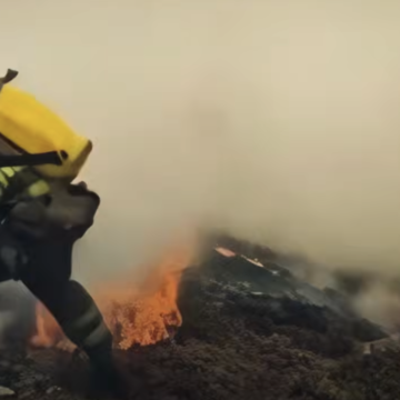 ‘Ladrones de fuego’ inicia en la comarca una gira para reflexionar sobre los incendios y el abandono rural