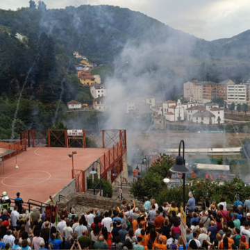 image Más de 100 efectivos velarán por la seguridad durante la Descarga, que se celebra hoy en Cangas