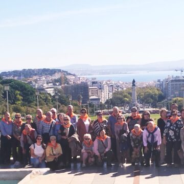 El grupo de Las Regueras regresa de su viaje de seis días por Portugal y la Ribeira Sacra