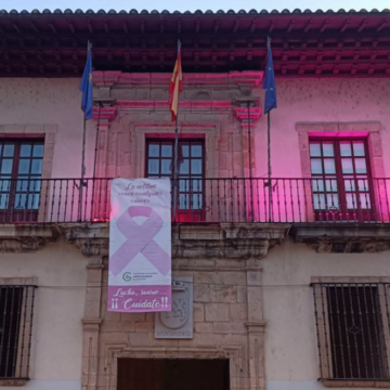 image Cangas se tiñe de rosa contra el cáncer de mama el próximo día 25